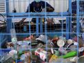 Larangan Penggunaan Plastik Ancam Kehidupan 25 Juta Pemulung