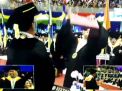 Heboh! Rektor Unair Lempar Topi Toga Wisudawan
