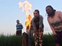 Lagi, Sumur Air di Ngawi Keluarkan Gas yang Mudah Terbakar
