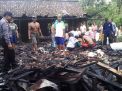 Tak Sampai 1 Jam, Rumah Kayu di Ngawi Habis Diamuk 'si Jago Merah'