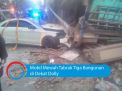 Video: Mobil Mewah Tabrak Tiga Bangunan di Dekat Dolly