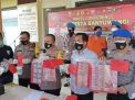Buat dan Edarkan Uang Palsu Puluhan Juta Rupiah, Emak-emak Diamankan Polisi