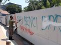Surabaya Jadi Korban Vandalisme, Satpol Bergerak