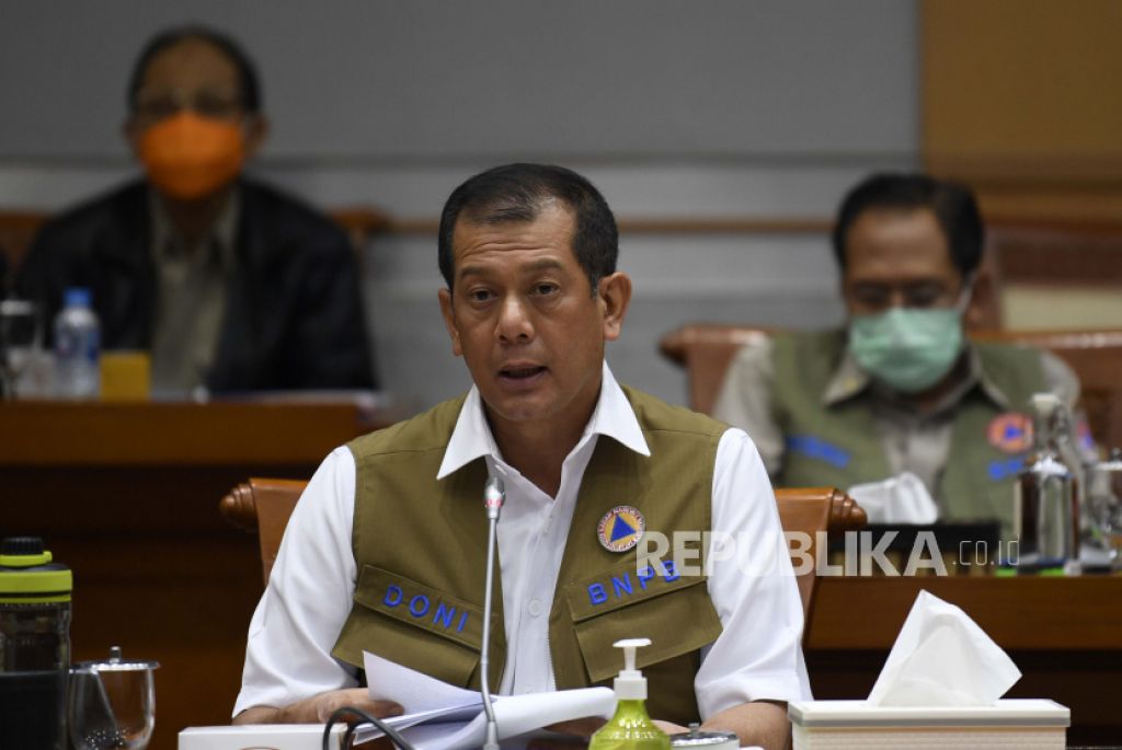 Kepala BNPB Letjen Doni Monardo (Foto: ANTARA/PUSPA PERWITASARI via Republika)


