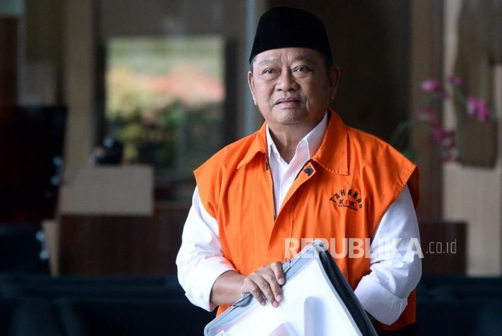 Tersangka Saiful Ilah di gedung KPK, Jakarta (Foto: Republika/Prayogi)
