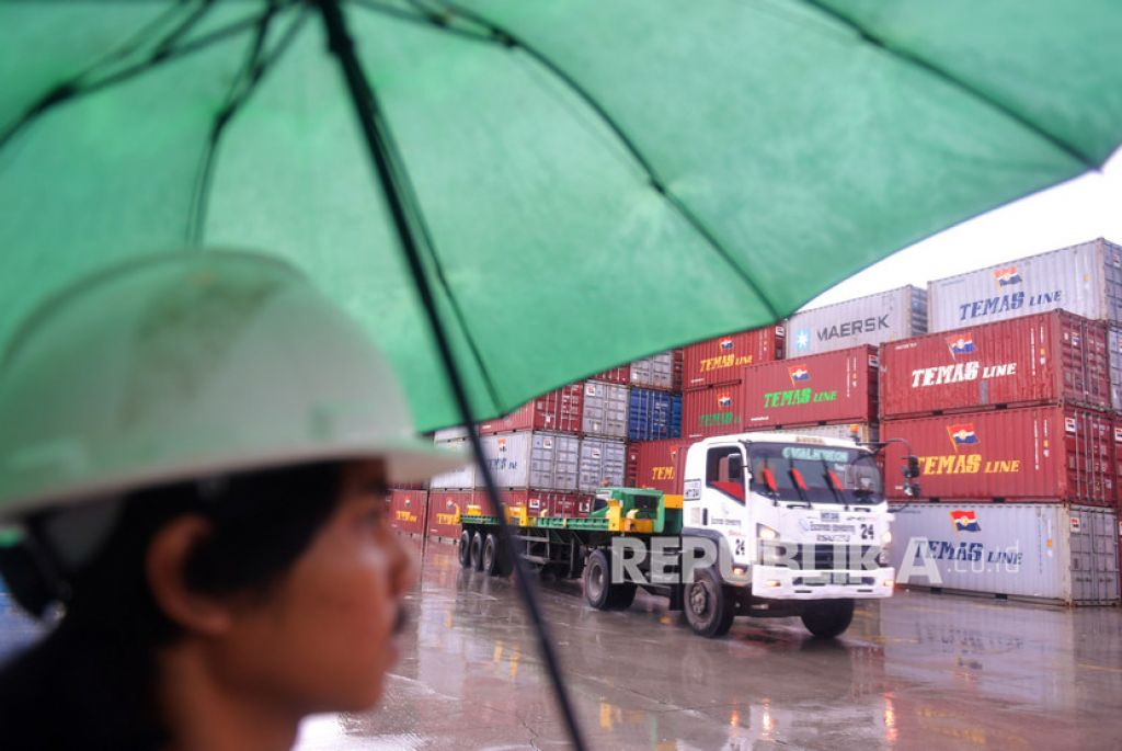 Diduga Terlibat Pungutan Liar di Depo Pelabuhan, 24 Orang Diamankan