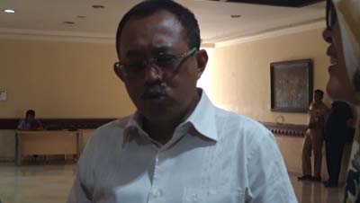Ketua DPRD Surabaya Armudji