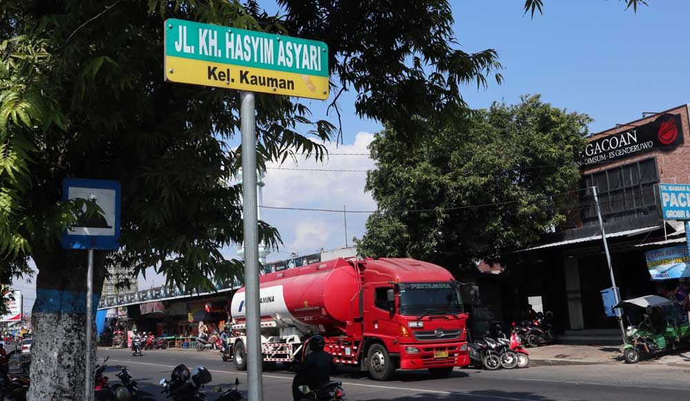 Jalan KH Hasyim Asyari di Ponorogo