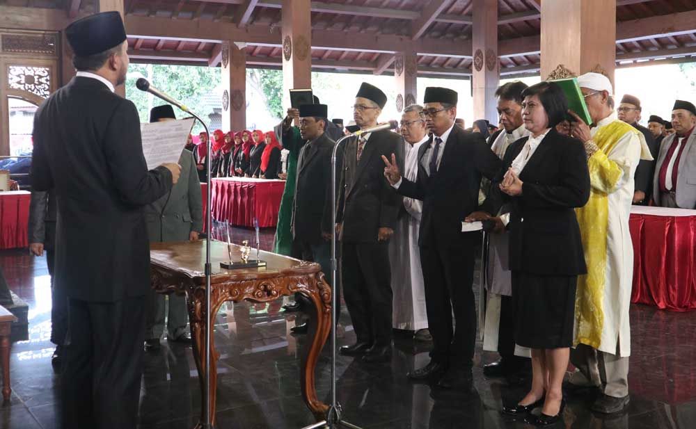 Bupati Ipong mutasi pejabat di Ponorogo