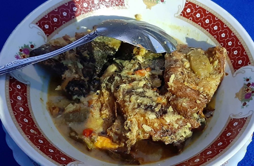 Ikan mas bumbu lodho
