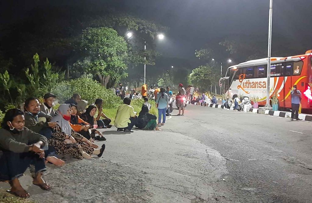 Jembatan Suramadu Disekat, Puluhan Pemudik dari Jakarta Gagal Masuk Madura