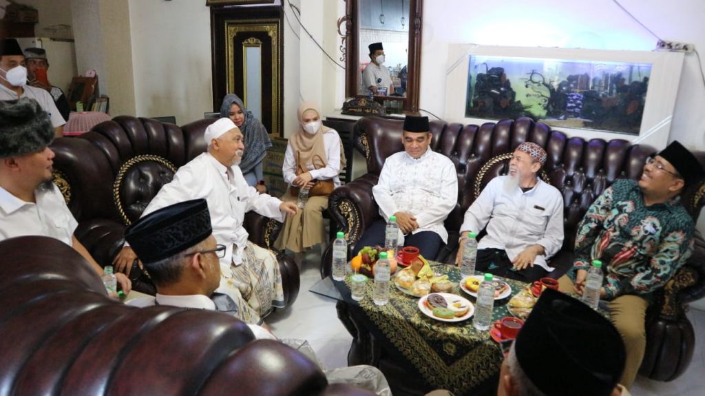 Rombongan DPP Gerindra Safari ke Ponpes di Jawa Timur, Ada Apa?