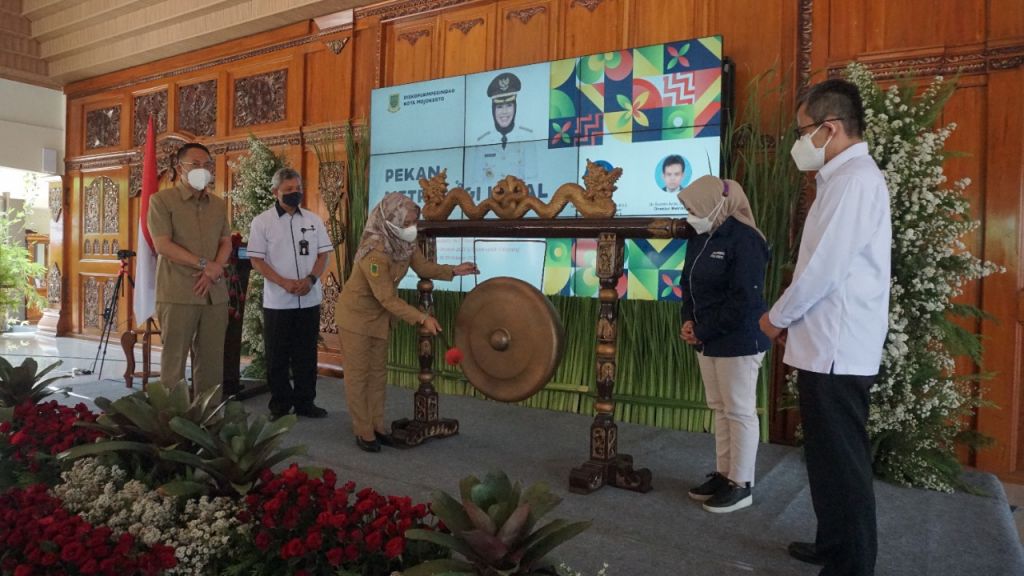 Wali Kota Mojokerto Ika Puspitasari saat buka pekan Metrologi (Foto: Diskominfo Kota Mojokerto)