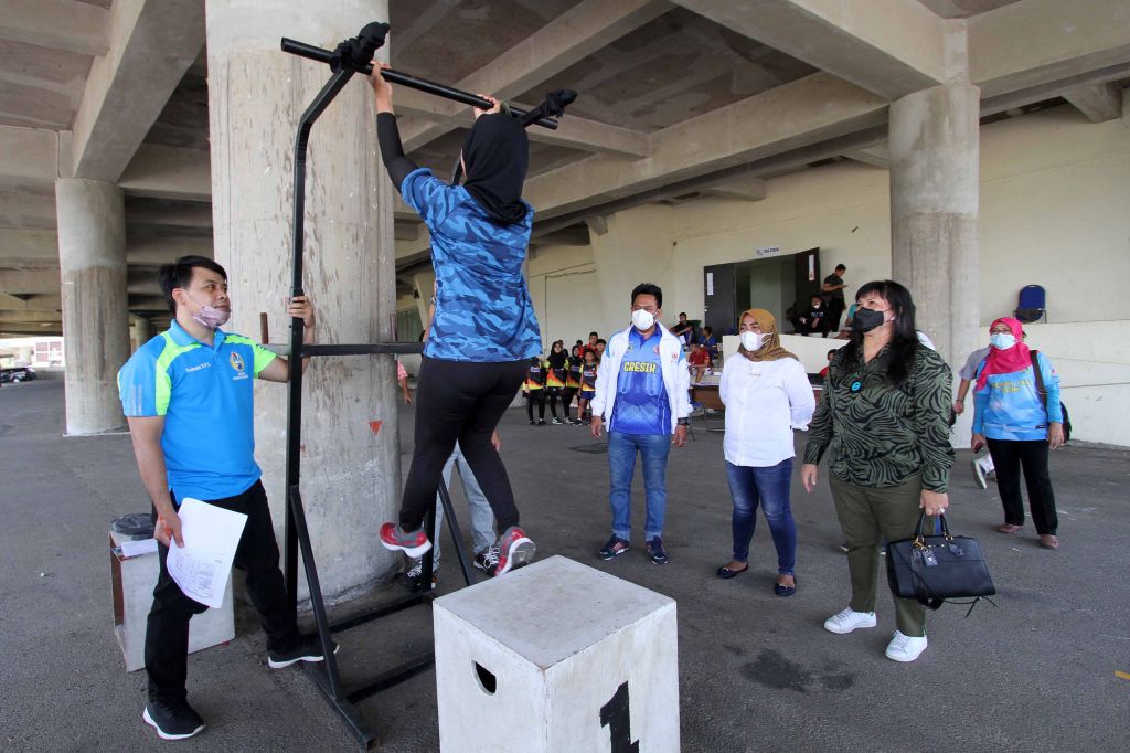 Ratusan atlet gresik jalani Puslatkab di Stadion Gejos (Foto-foto: Sahlul Fahmi/jatimnow.com)