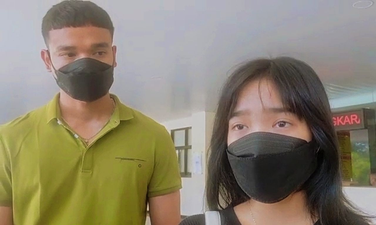 Fujianti Utami, adik Bibi saat ditemui di RS Bhayangkara Polda Jatim.