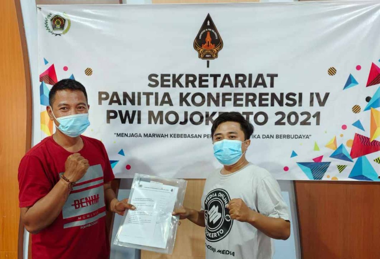 Pengambilan formulir bakal calon Ketua PWI Mojokerto