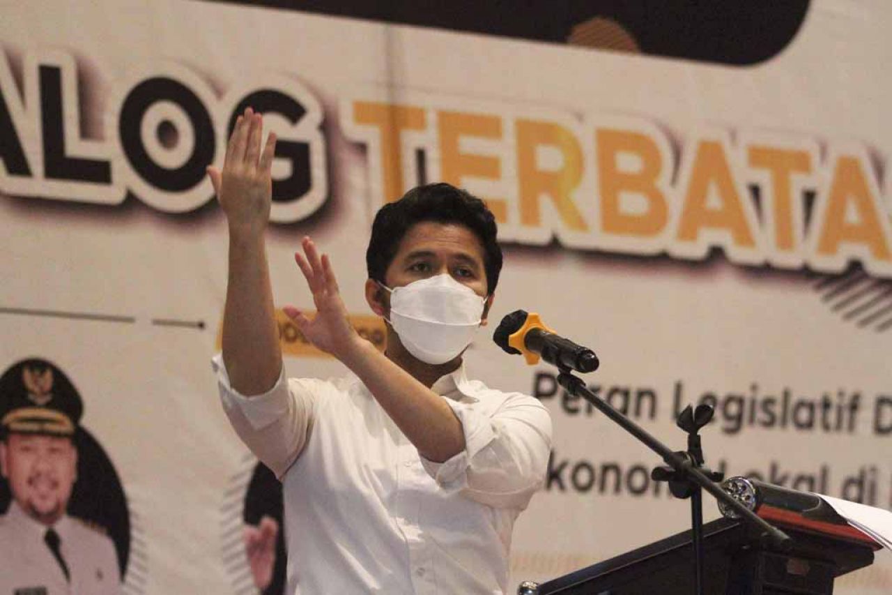 Dialog di Gresik, Emil Dardak: Pemprov Jatim Siap Kawal Anggaran Kali Lamong