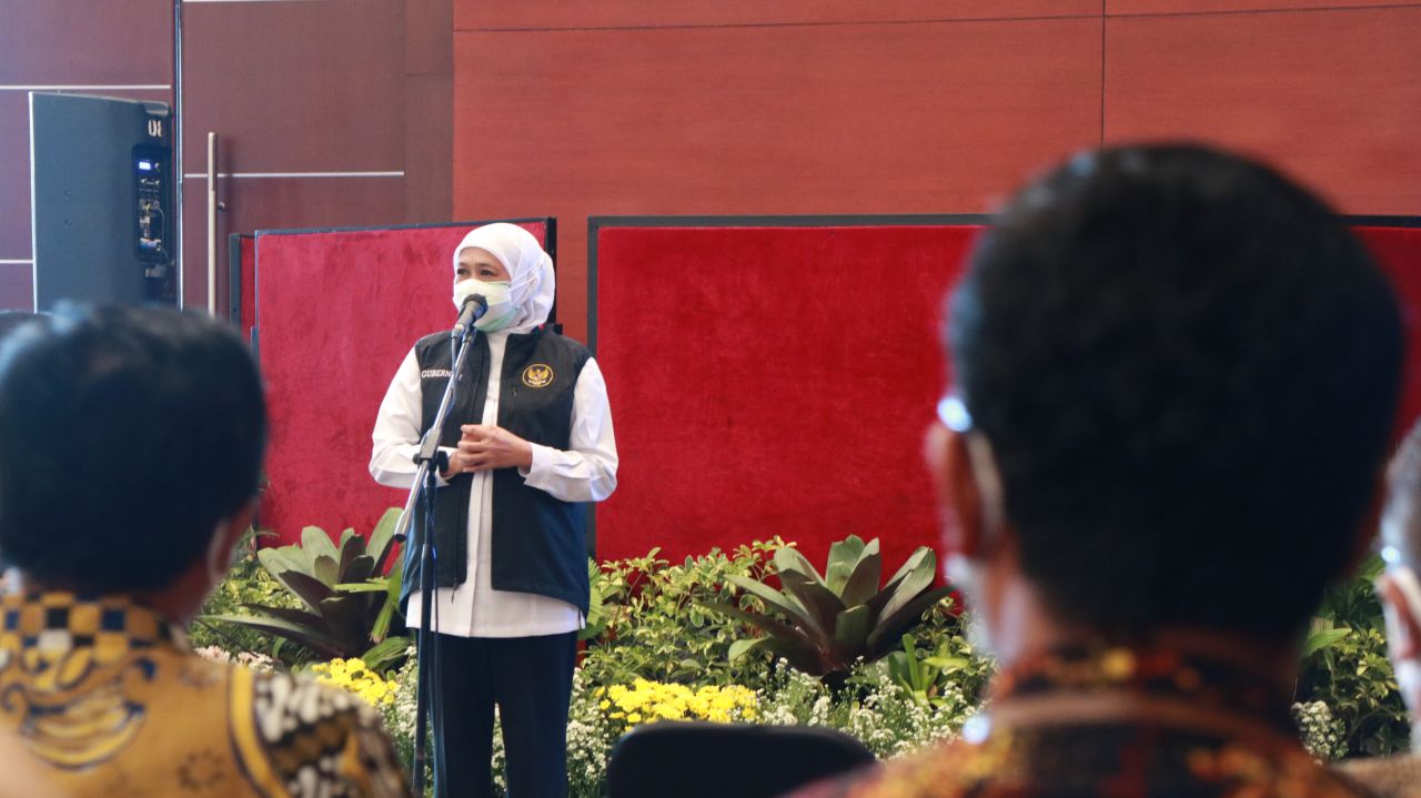 Khofifah Minta Kasus Penganiayaan Pelajar Putri di Kota Malang Diusut Tuntas