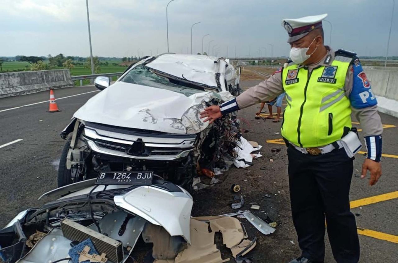 Kondisi mobil yang ditumpangi Vanessa Angel, suami dan rombongan