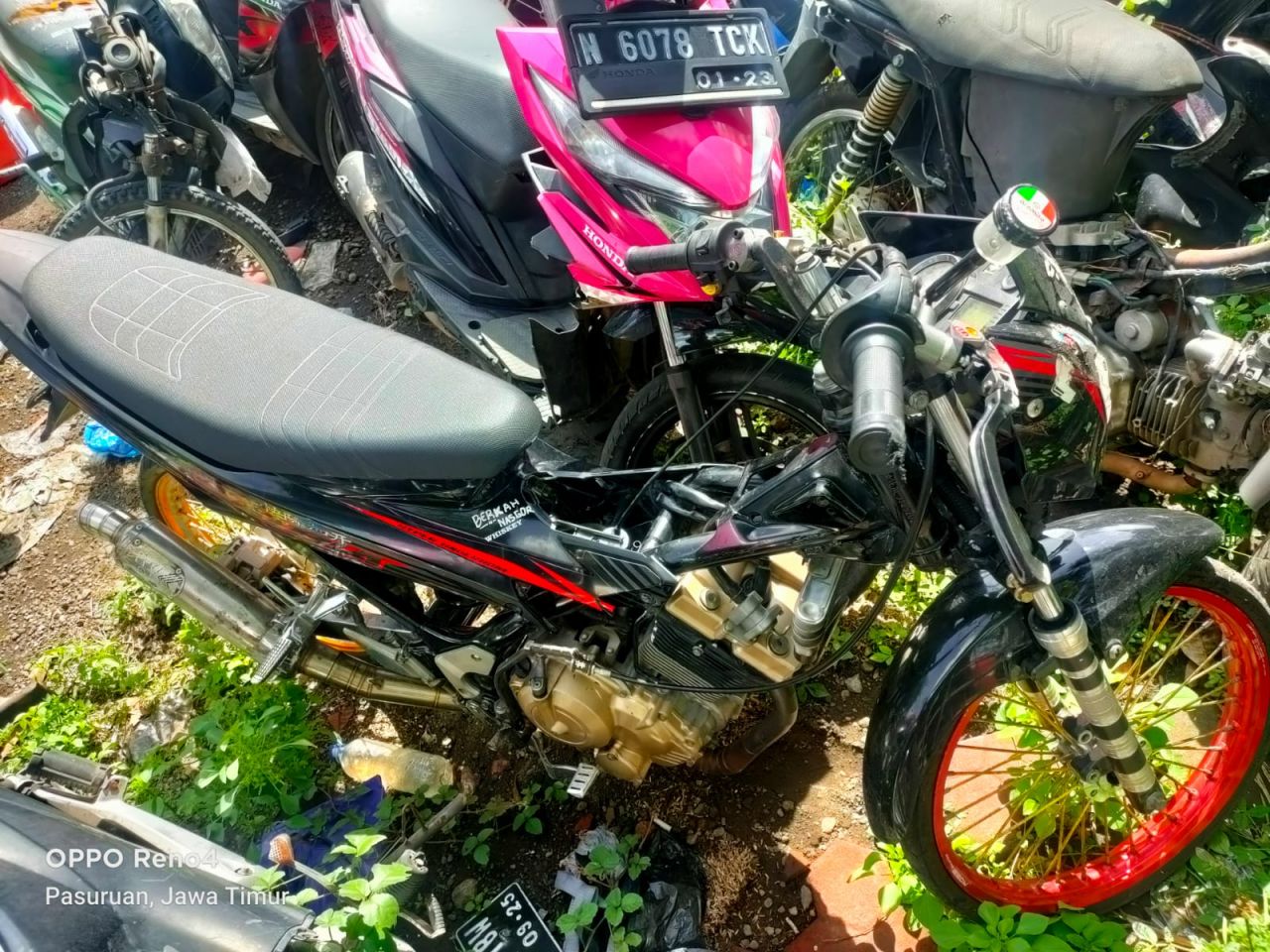 Motor yang terlibat laka di Pasuruan. (Foto: Istimewa)