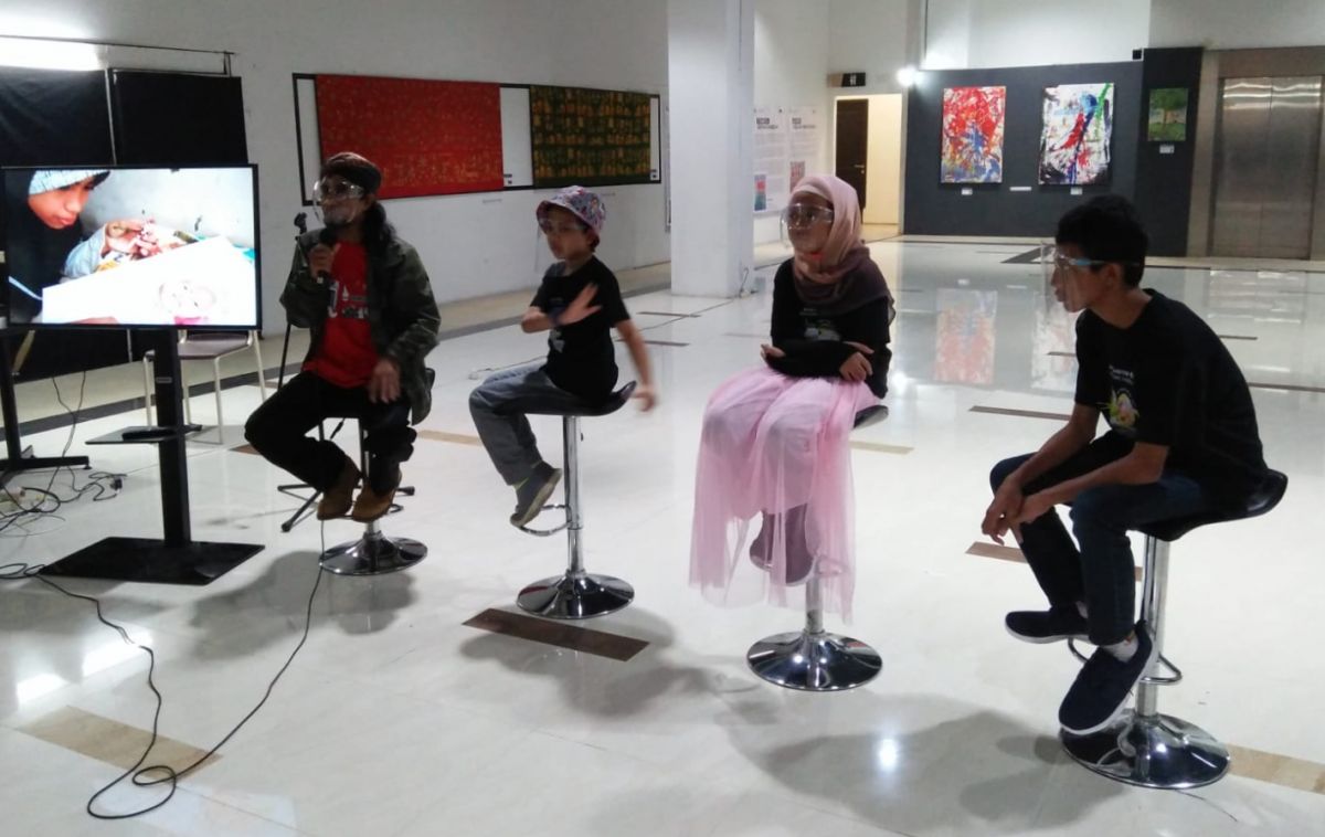 Empat Seniman dari Sanggar Daun Gelar Pameran 4D Bertema Kebudayaan Pesisir