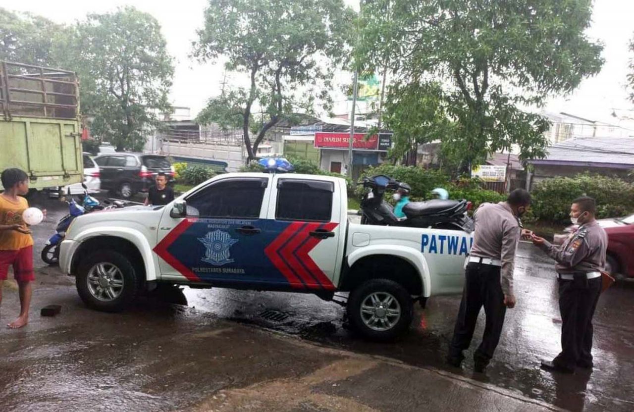 Pelajar SMK di Surabaya tewas kecelakaan