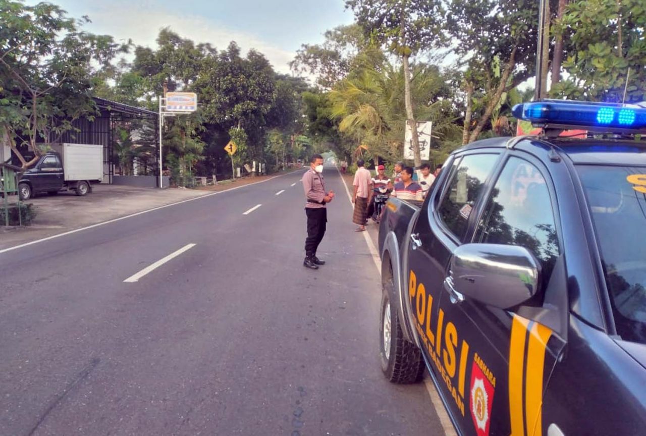 Lokasi kecelakaan yang menyebabkan PNS di Ponorogo dilarikan ke rumah sakit