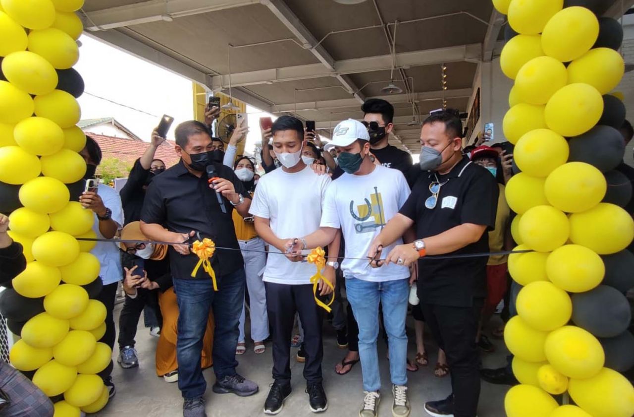 Pembukaan Royale Durian, bisnis baru Crazy Rich Tom Liwafa di Surabaya