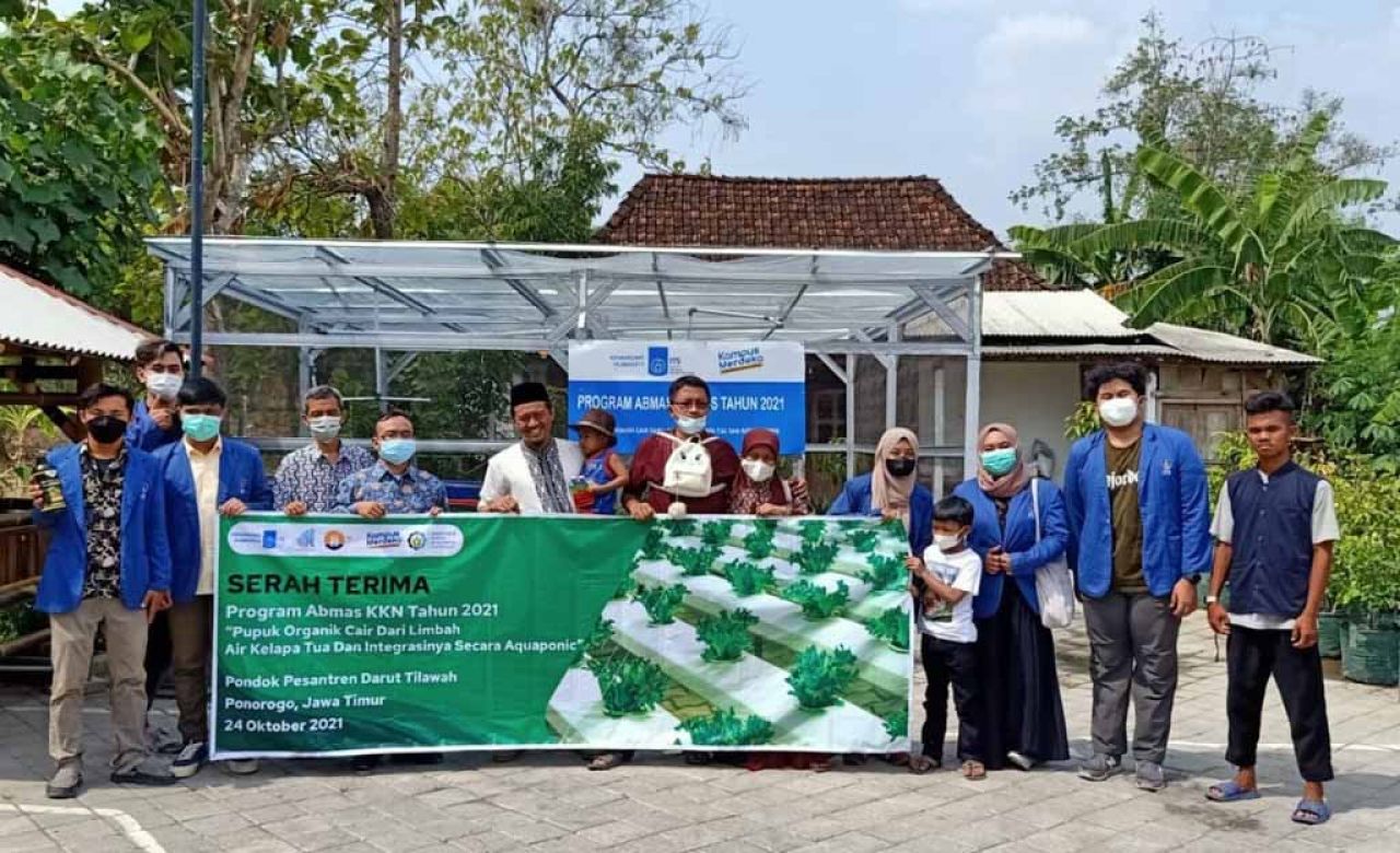 Tim Abmas ITS di Ponorogo