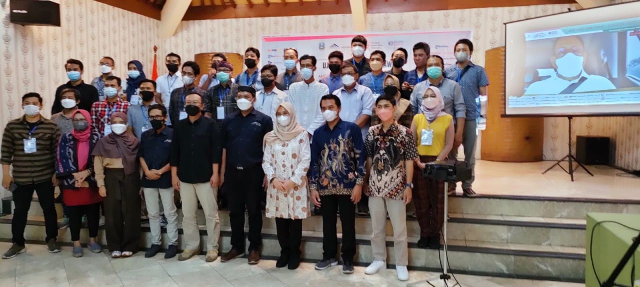 Asosiasi Media Siber Indonesia (AMSI) Jatim menggelar Uji Kompetensi Wartawan (UKW) di Banyuwangi.