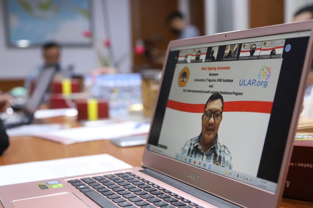Penandatanganan kerja sama antara Untag Surabaya dan ULAP.org secara virtual.