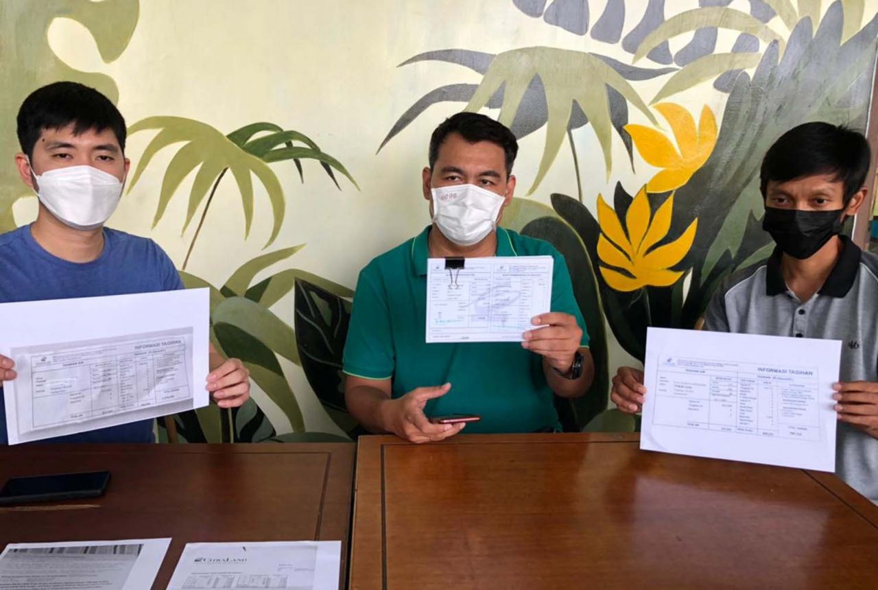 Warga Perumahan Citraland yang mengeluhkan biaya PDAM dan lingkungan di perumahan itu