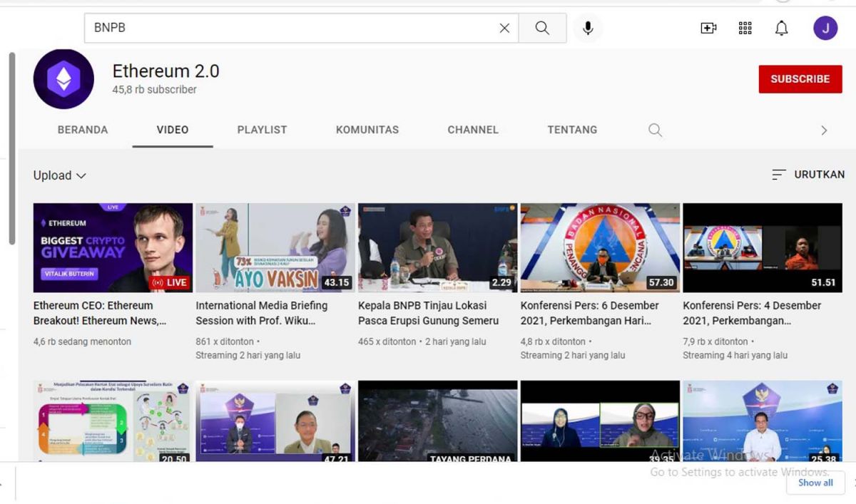 Tangkapan layar Channel Youtube BNPB yang diduga diretas dengan menayangkan siaran langsung bahas uang kripto
