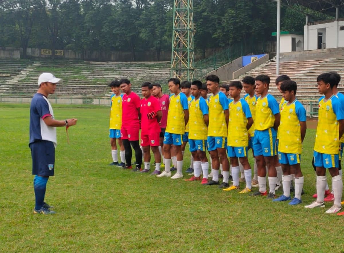 Gresik United U-17 sudah dalam kondisi siap tempur menghadapi PSBI Blitar di Piala Soeratin. (Foto: Sahlul Fahmi/jatimnow.com)