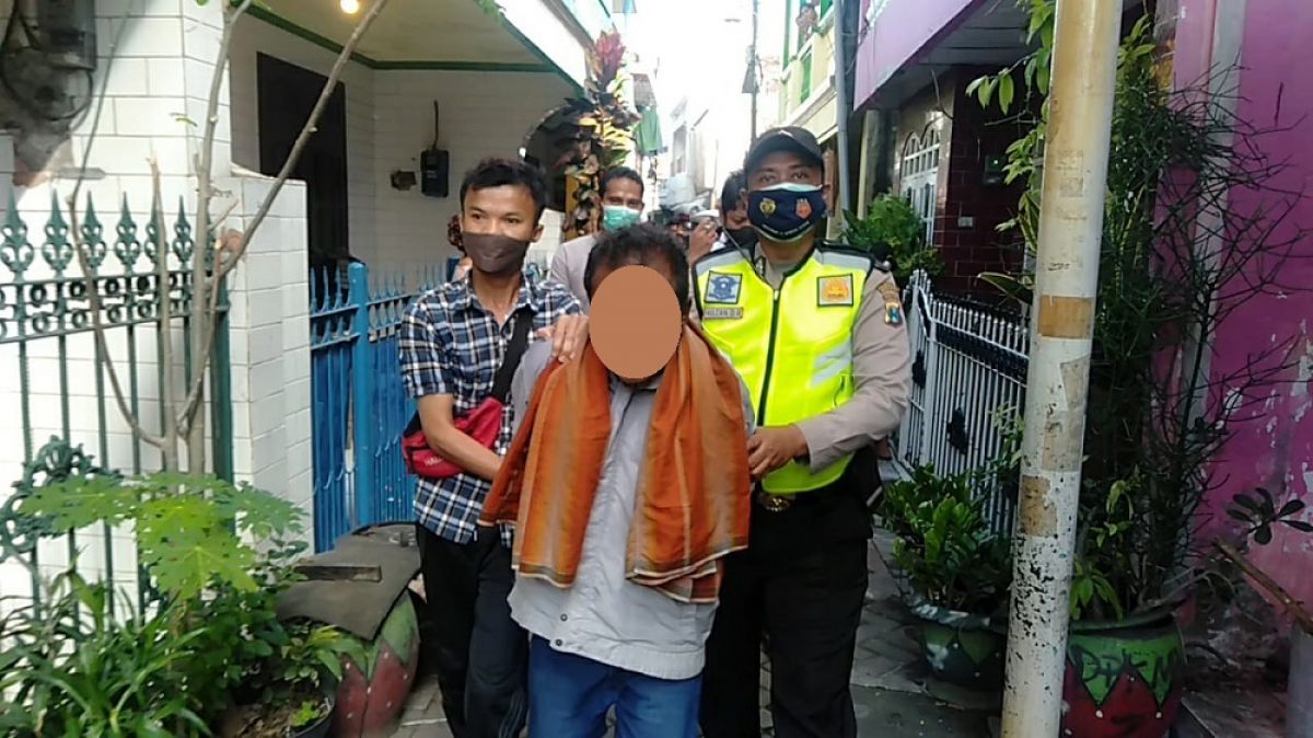 Viral Video Kakek Stres di Surabaya Dituduh Penculik