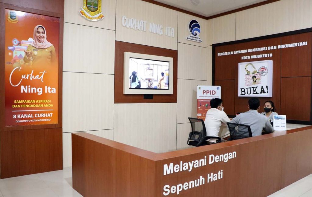 Sukses Implementasikan UU KIP, Pemkot Mojokerto Sabet Penghargaan KI Award