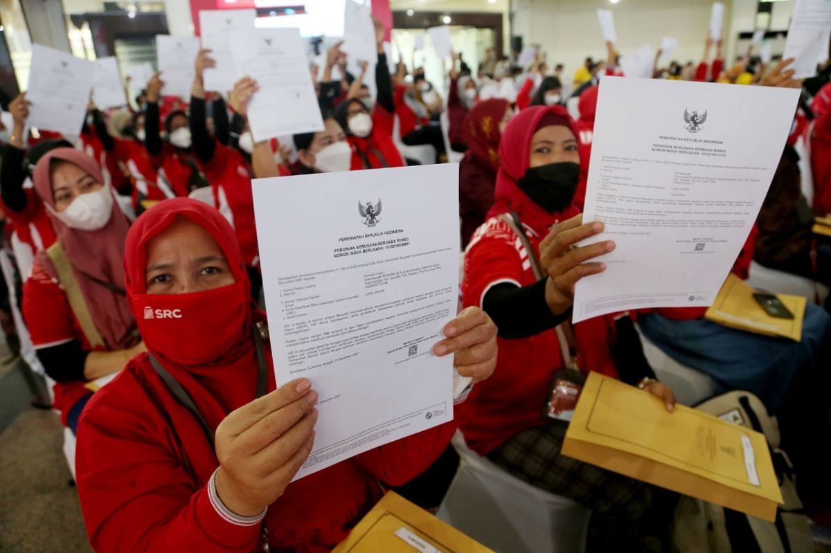 Pelaku UMKM kini memilik Nomor Induk Berusaha (NIB) yang bisa dipakai untuk mengembangkan usaha mereka. (Foto: Akbar for jatimnow.com)