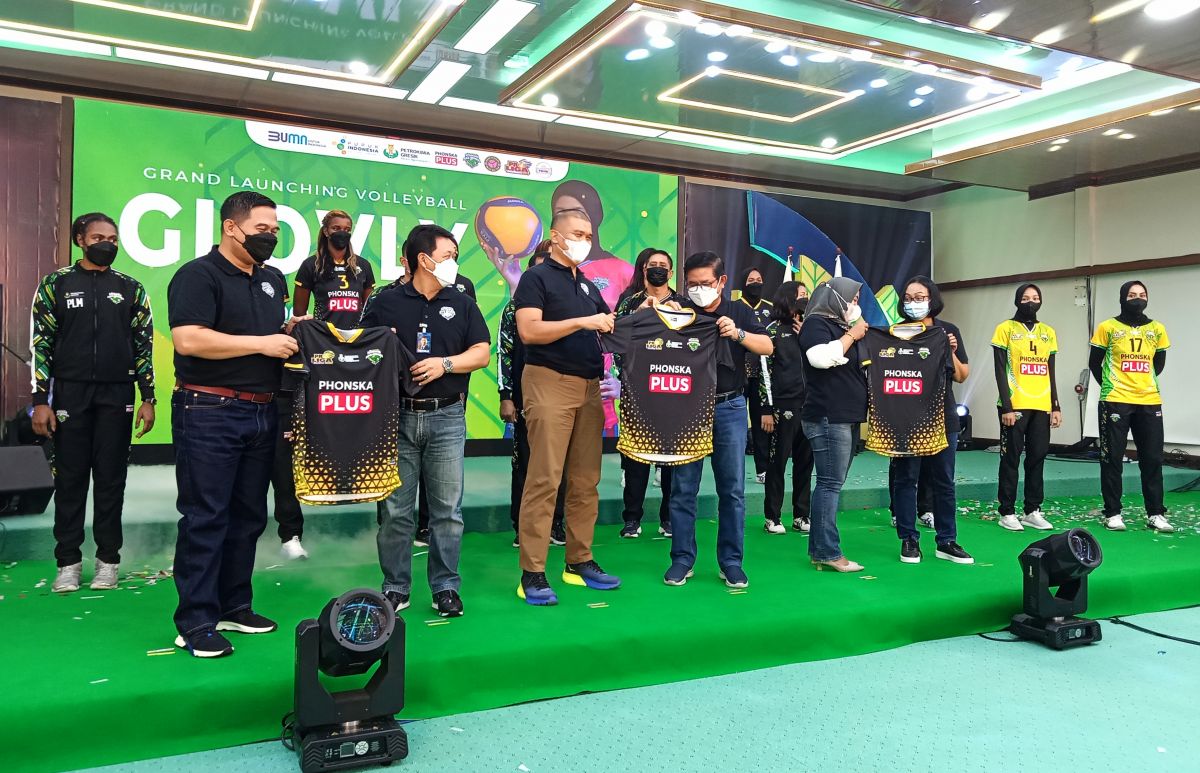 Acara launching tim dan jersey Tim Voli Putri Petrokimia Pupuk Indonesia di Wisma Kebomas Gresik. (Foto: Sahlul Fahmi/jatimnow)