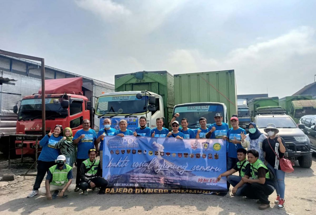 POC Indonesia saat memberangkatkan bantuan untuk korban erupsi Semeru