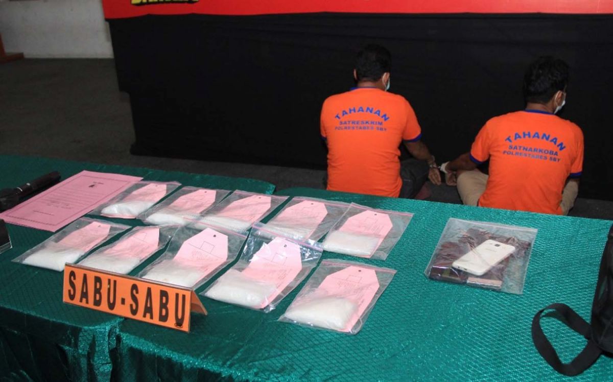 Penyelundupan 1 Kg Sabu dalam Selangkangan ke Surabaya itu Libatkan ASN