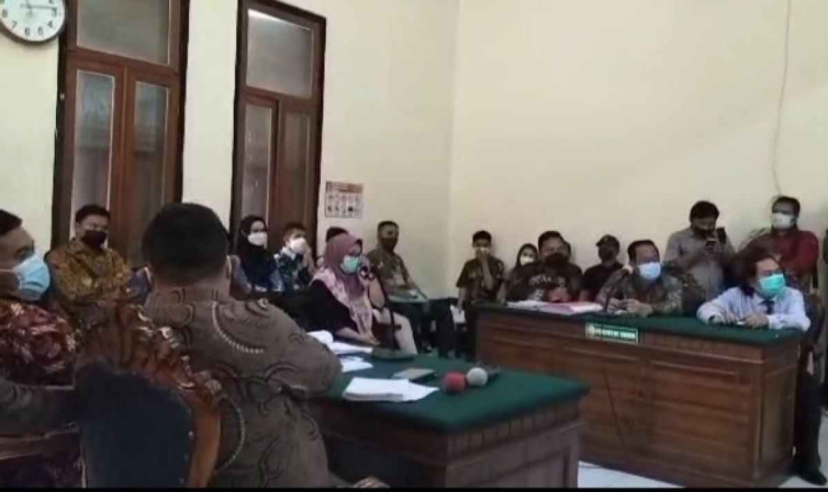 Saksi Beberkan Upaya Perebutan Lahan di Puncak Permai Surabaya