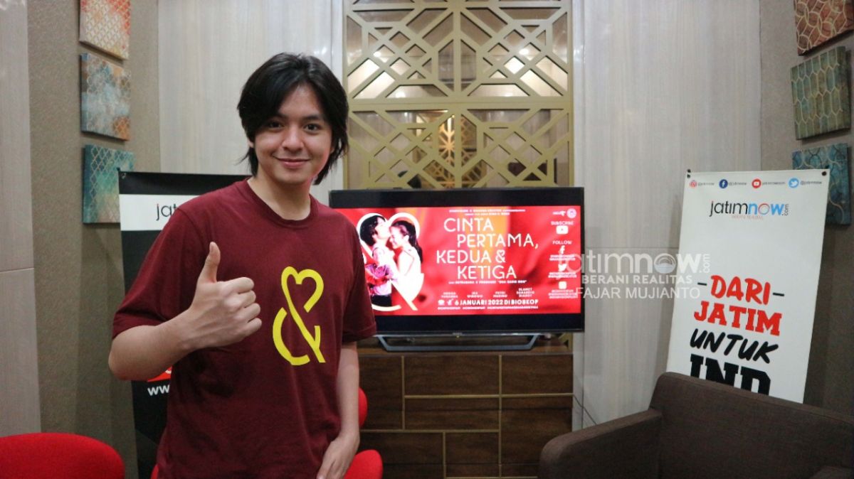 Angga Aldi Yunanda saat mengunjungi redaksi jatimnow.com. (Foto: Fajar Mujianto/jatimnow.com)