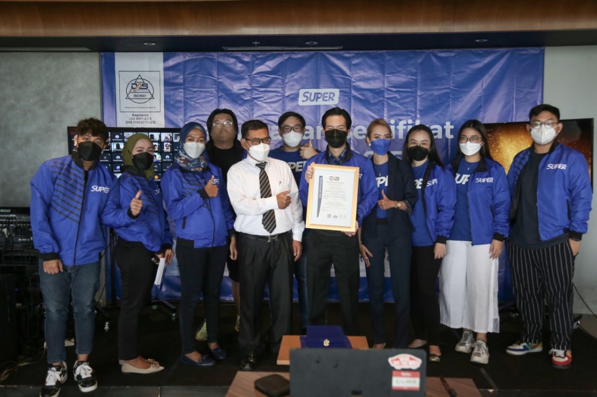 Aplikasi Super Social Commerce pertama di Indonesia yang raih sertifikasi ISO.