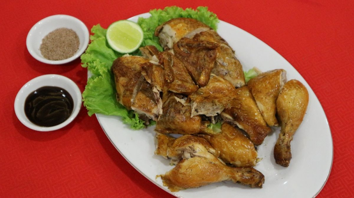 Ayam canton. (Foto-foto: Fajar Mujianto/jatimnow.com)