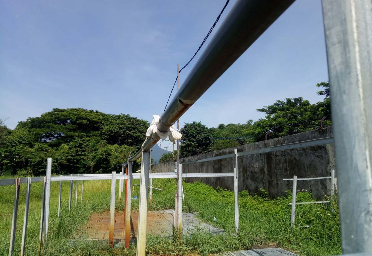 Penampakan bilik pemandian di Sumber Air Panas Kepulungan, Pasuruan setelah dibongkar (Foto: Moch. Rois/jatimnow.com)