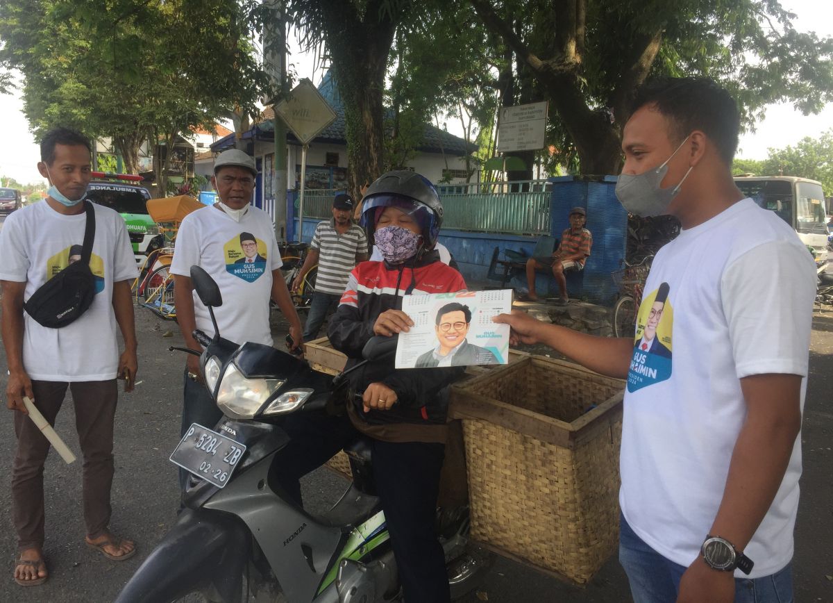 Komunitas driver online di Banyuwangi mendeklarasikan dukungan pada Muhaimin Iskandar. (Foto: Rony Subhan/jatimnow.com)