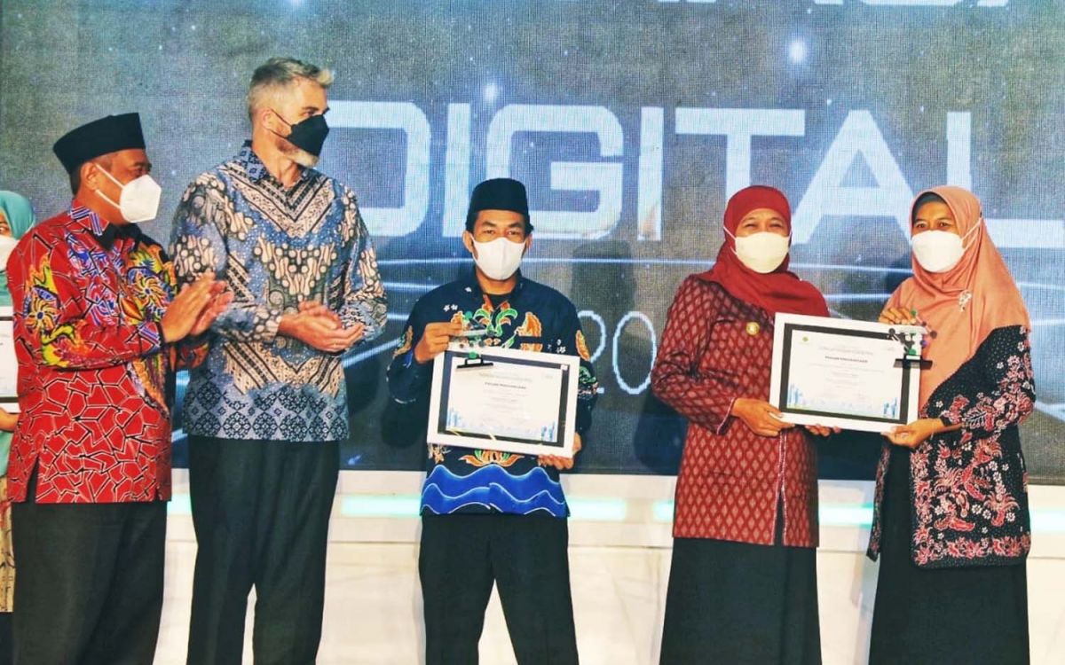 Gubernur Jatim Khofifah Indar Parawansa dorong pendidikan madrasah jadi semakin modern (Foto: Humas Pemprov Jatim)