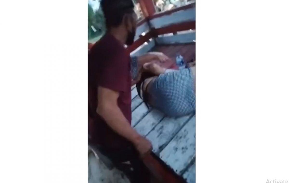 Tangkapan layar video viral korban kecelakaan di Gambiran, Banyuwangi.