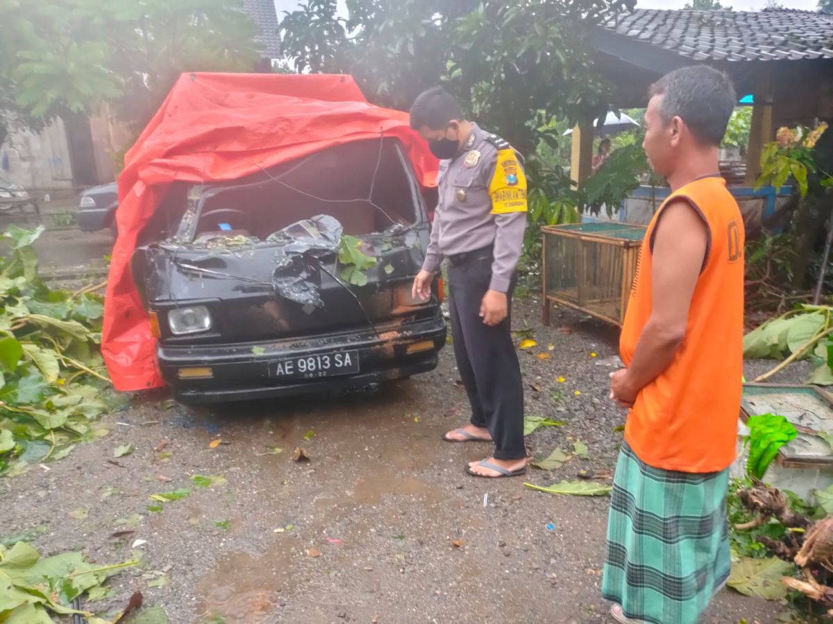 Angin Kencang di Ponorogo, 4 Rumah dan 1 Mobil Rusak Parah