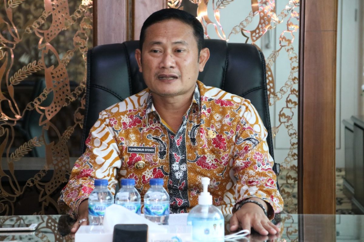 Bupati Lamongan Yuhronur Efendi. (Foto: Sahlul Fahmi/jatimnow.com)